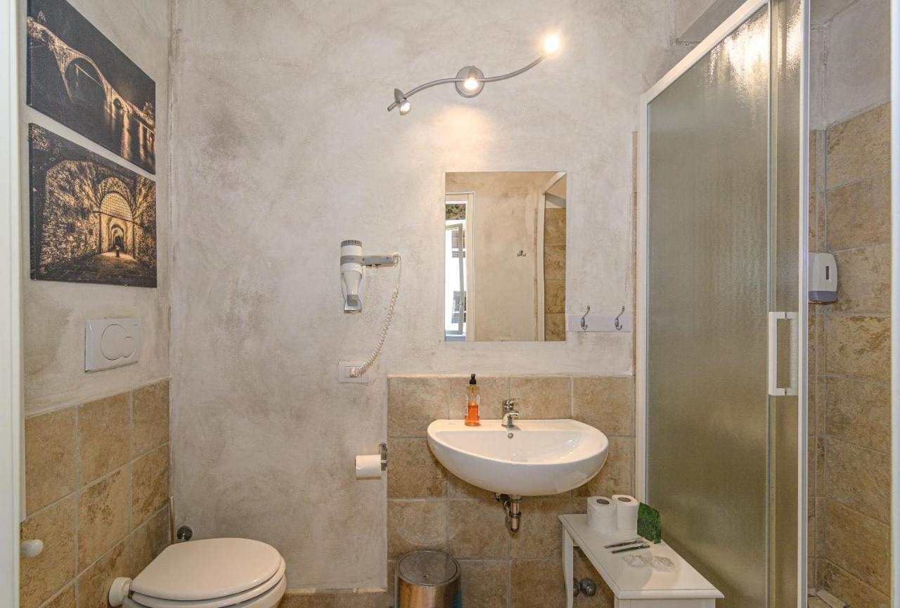 B&B Relais Inn Лука Екстериор снимка