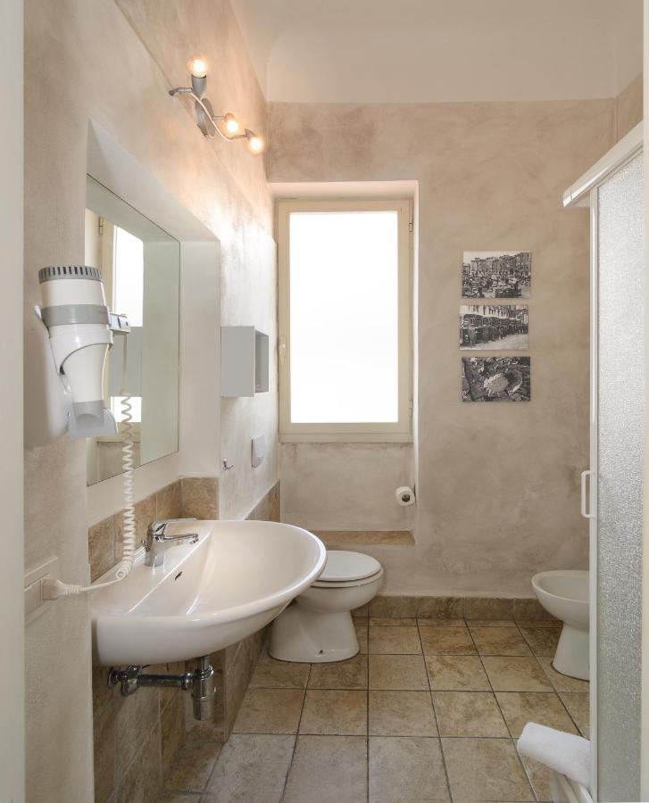 B&B Relais Inn Лука Екстериор снимка