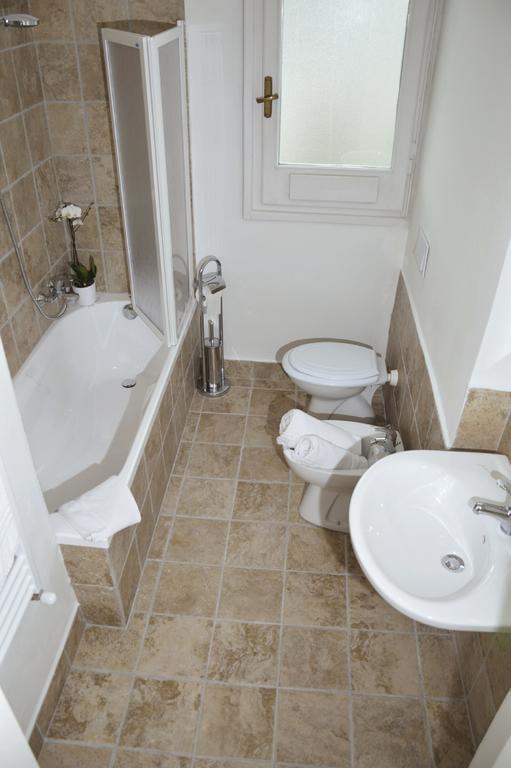 B&B Relais Inn Лука Екстериор снимка